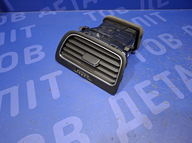 Решетка воздуховода правая 5G1819704SZNX VAG
