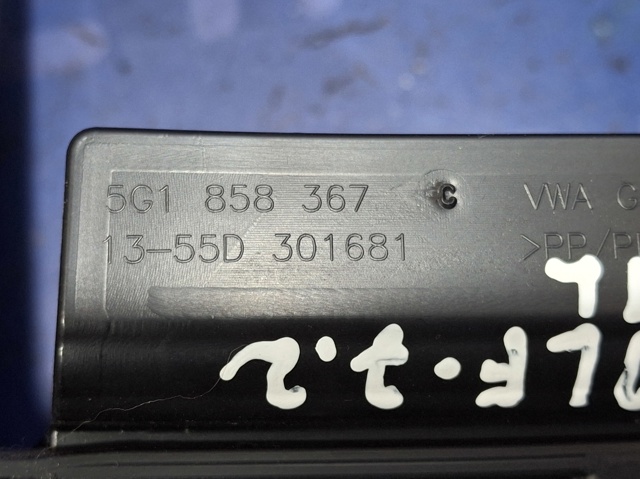 VAG 5G1858365D82V в наличии Житомир