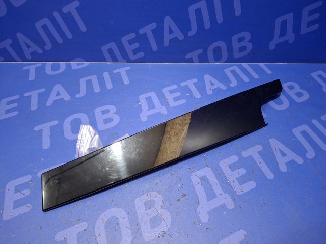 5G4837890B041 Накладка двери передней правой вертикальная купить Украина