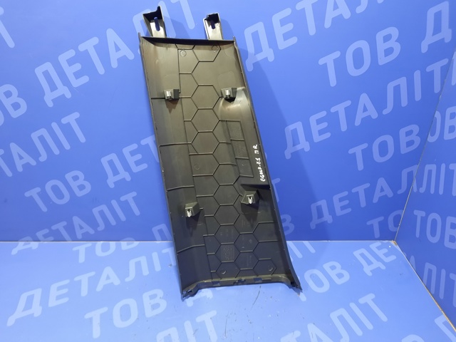 5G4867292D82V VAG Обшивка стойки кузова внутренняя средняя нижняя правая купить в Тернополь