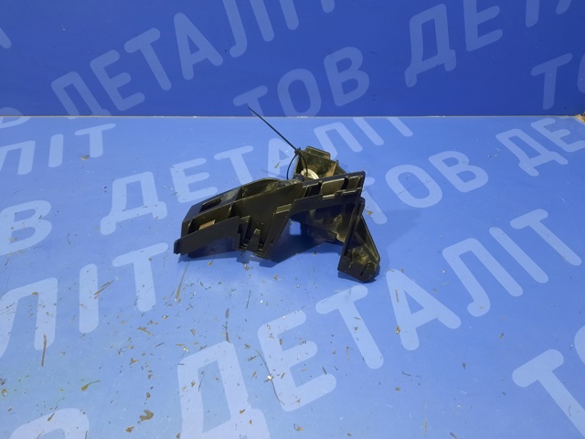 VAG 5G6807394A Кронштейн бампера заднего правый в наличии Павлоград