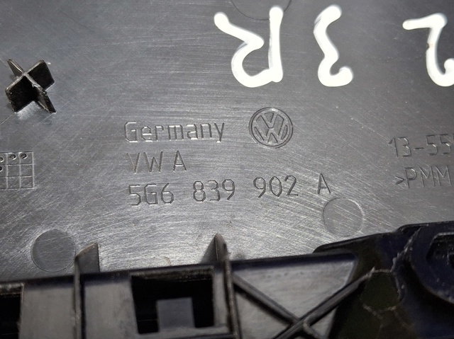 5G6839902B041 VAG Накладка двери задней правой вертикальная купить в Черкассы