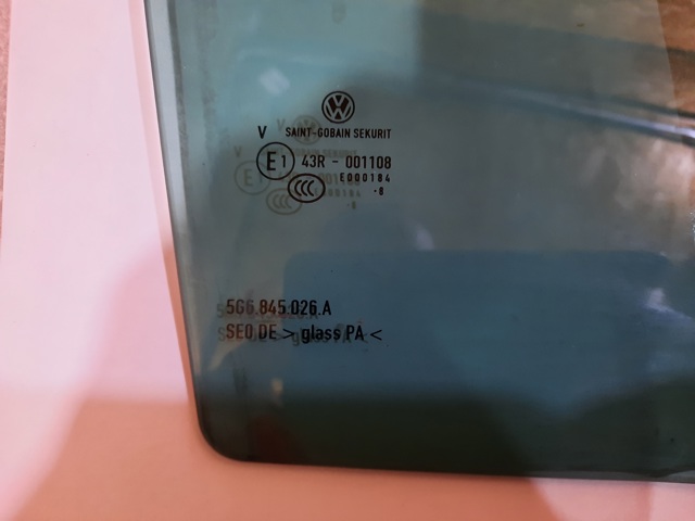 5G6845026A VAG Стекло двери задней правой купить в Полтава