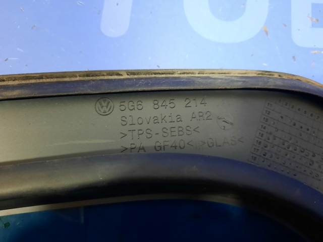 5G6845214C VAG Стекло-форточка двери задней правой купить в Хмельницкий