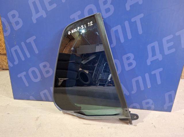 VAG 5G6845214C Стекло-форточка двери задней правой в наличии Полтава