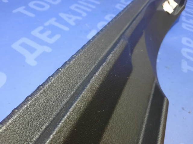 5G6863459K82V Облицовка задней панели багажника купить Ровно