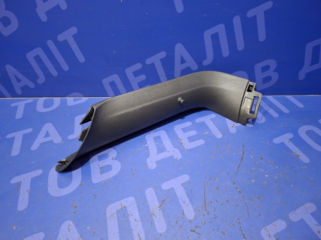 5G6867714C82V VAG Обшивка (облицовка) крышки багажника (двери 3/5-й задней) купить в Чернигов