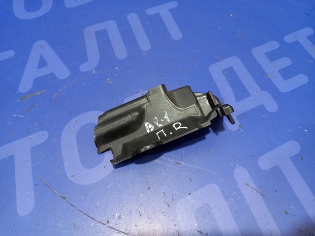 Крышка ручки наружной двери задней левой 5K0837350B VAG