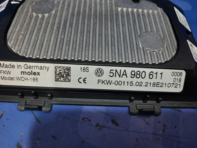 VAG 5NA980611 Антенна в наличии Киев