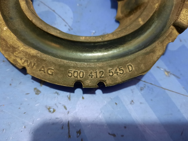 VAG 5Q0412545D Проставка передней нижней пружины в наличии Житомир