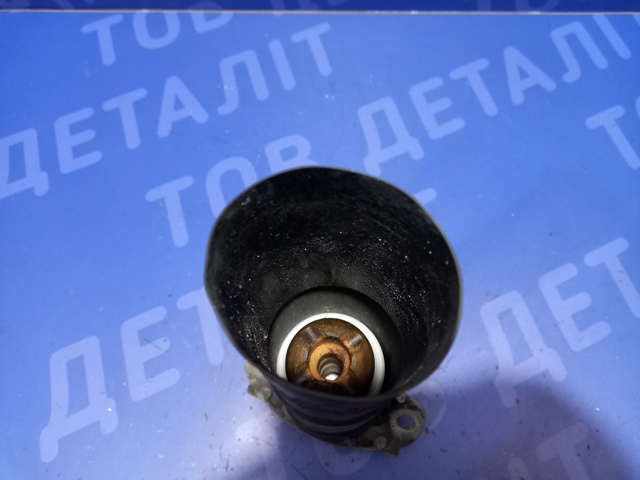 5Q0513353J Опора амортизатора заднего купить Павлоград