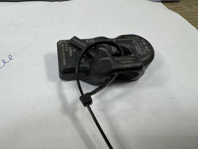 Датчик контроля давления в шинах Рено Меган 1