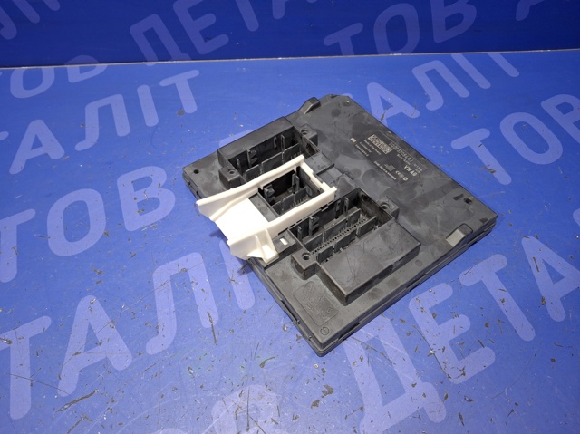 Блок комфорта 5Q0937084AJZ00 VAG