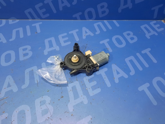 Мотор стеклоподъемника двери передней, правой 5Q0959802C VAG
