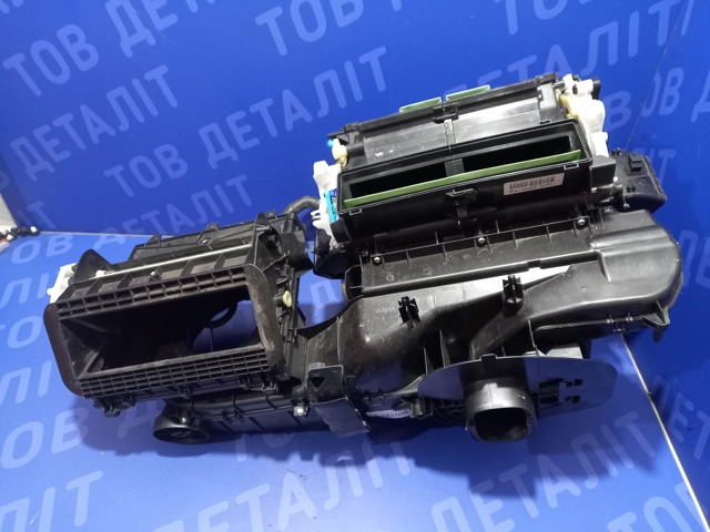Корпус печки в сборе 5Q1820007B VAG