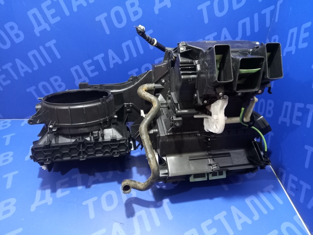 VAG 5Q1820007B Корпус печки в сборе в наличии Винница