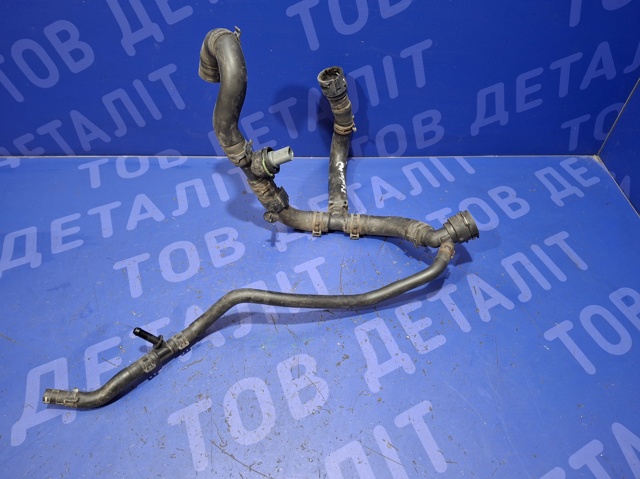 VAG 5QE121049A Шланг (патрубок) радиатора охлаждения верхний в наличии Одесса