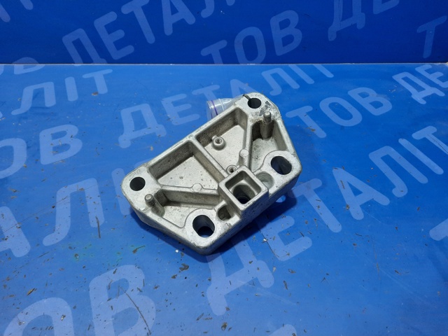 5QE199588B Кронштейн подушки (опоры) двигателя правой купить Харьков