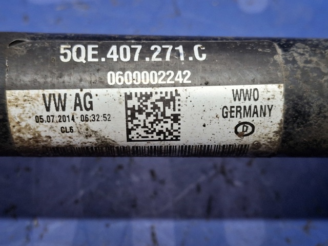 VAG 5QE407271C Полуось (привод) передняя левая в наличии Чернигов
