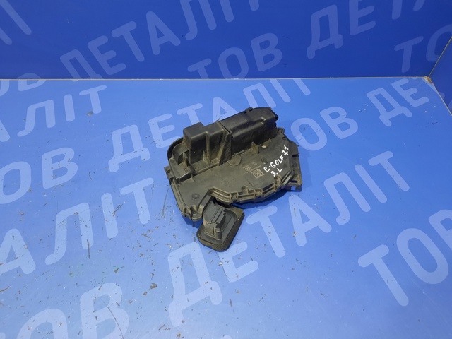 Замок задней двери, левой 5TA839015E VAG
