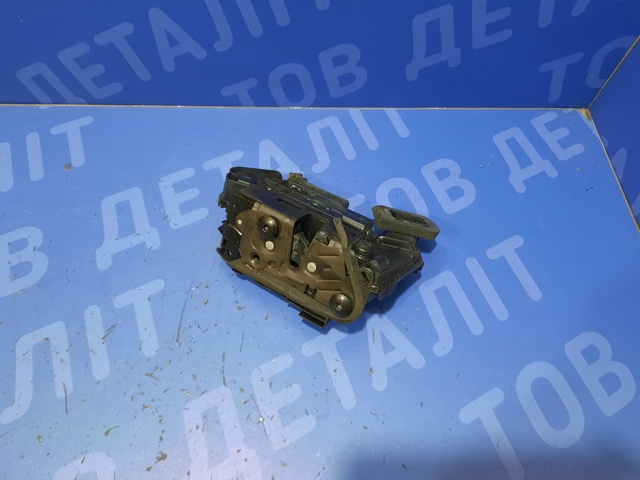 5TA839016L VAG Замок двери задней правой купить в Хмельницкий