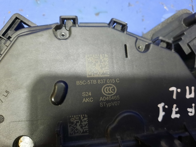 5TB837015C VAG Замок водительской двери купить в Каменское