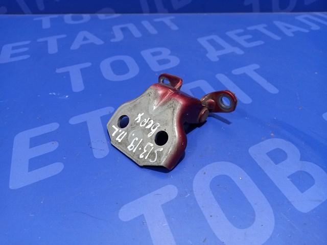 Дверной шарнир правый передний 60079AG012 SUBARU