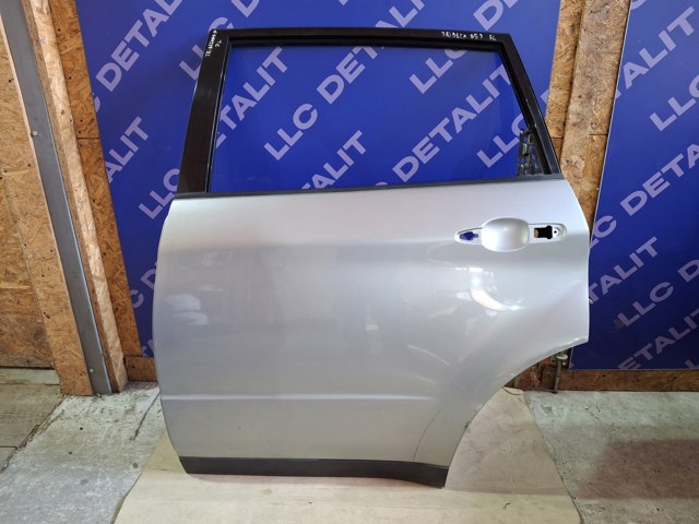 Задняя левая дверь 60409XA01C9P SUBARU