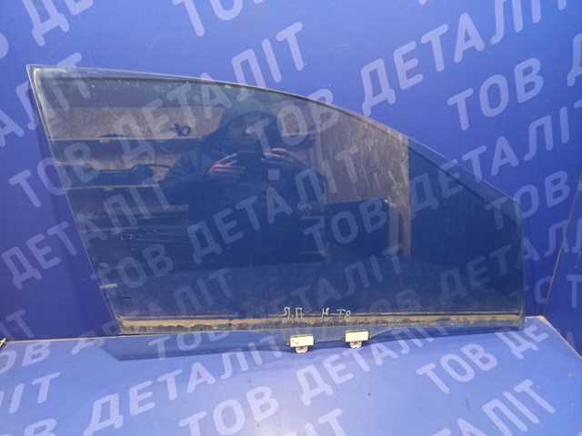 Стекло передней двери, правой 61011AN02A SUBARU
