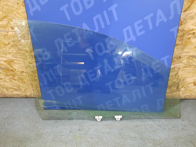 Стекло пассажирской двери 61011FL000 SUBARU