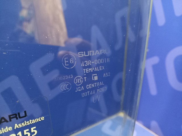 Стекло передней двери, левой 61011SG010 SUBARU