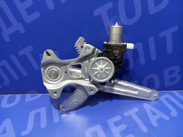 Стеклоподъемник задней правой двери 61042AN02B SUBARU