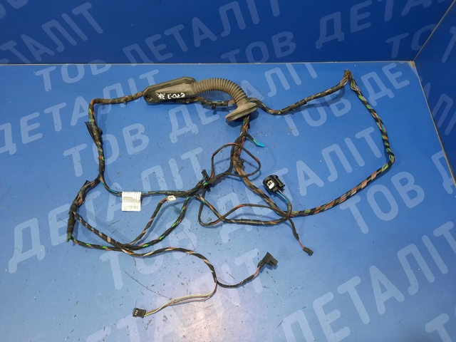 Электропроводка задней двери 61129207859 BMW