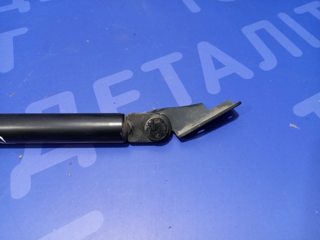 Амортизатор задней двери 63269SG021 SUBARU