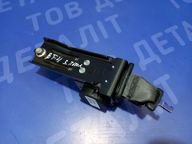 64681AN01AVH SUBARU Ремень безопасности задний центральный купить в Ирпень