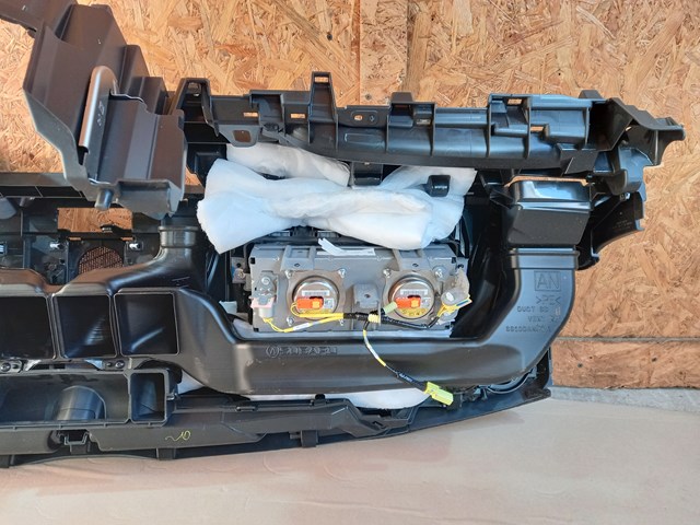 SUBARU 66040AN00A Торпедо в наличии Житомир