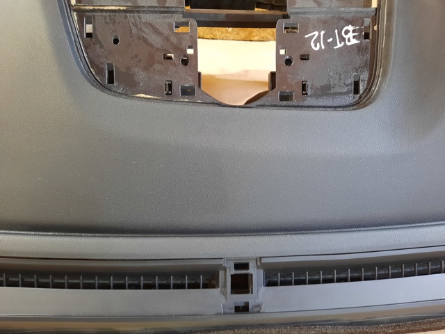SUBARU 66040AN00A Торпедо в наличии Днепр