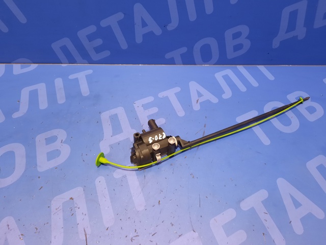 Личинка замка топливного бака 67116985882 BMW