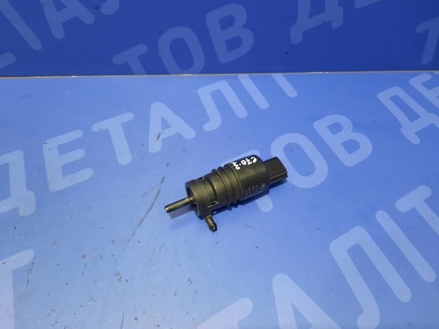 Моторчик омывателя переднего стекла BMW 1