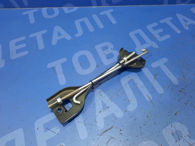 82182AG001 SUBARU Крепление (подставка) аккумулятора (АКБ) купить в Львов