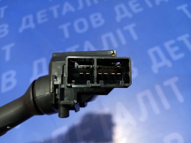 Правый подрулевой переключатель  83114AN01A SUBARU
