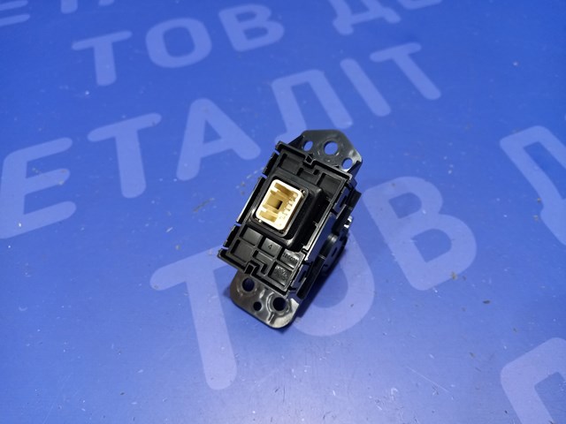 83325AN00A SUBARU Клавиша электромеханического стояночного тормоза купить в Винница