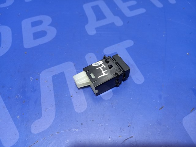 83385XC01A SUBARU купить в Николаев