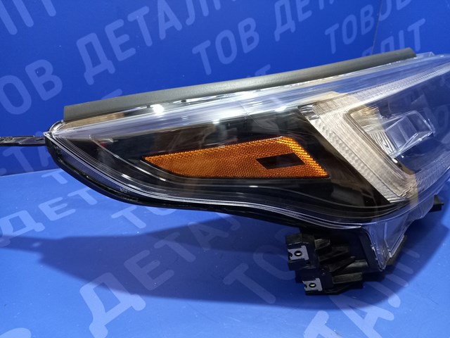 SUBARU 84002AN10A Фара правая в наличии Черновцы