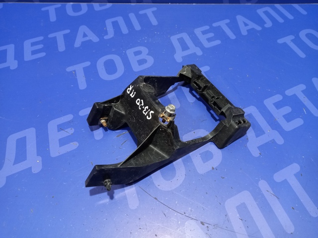 Крепление противотуманки правой 84927SG020 SUBARU