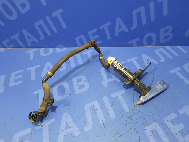 SUBARU 86636AG300 Держатель форсунки омывателя фары (подъемный цилиндр) в наличии Кривой Рог