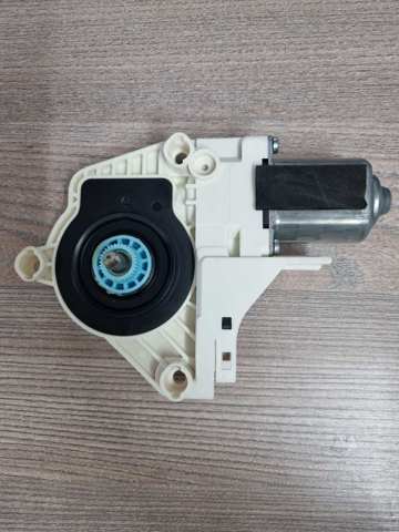 8K0959811C VAG Мотор стеклоподъемника двери задней левой купить в Житомир
