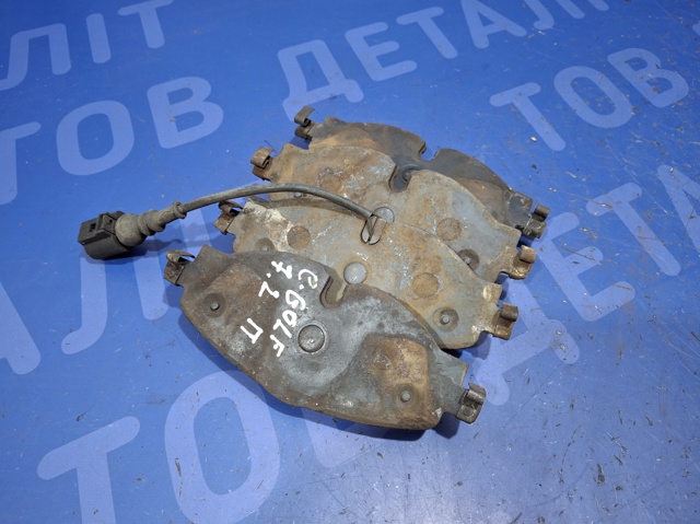 8V0698151 VAG Колодки тормозные передние дисковые купить в Киев