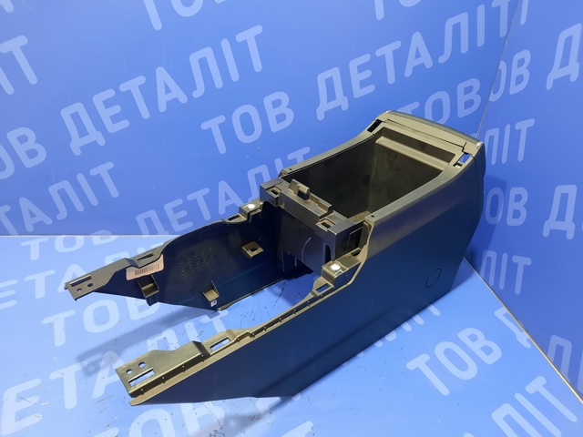 SUBARU 92174AN00A Консоль панели управления центральная в наличии Украина