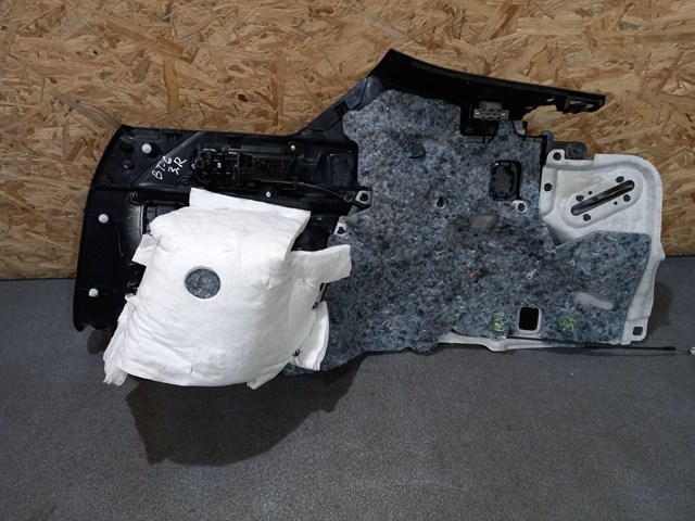 SUBARU 94027AN00AVH Облицовка багажного отсека правая в наличии Николаев